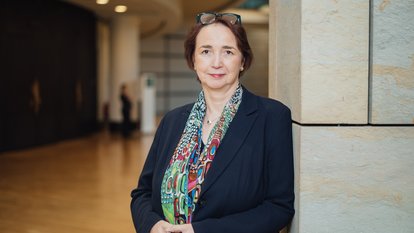 Angela Freimuth