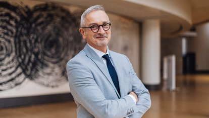 Dr. Werner Pfeil