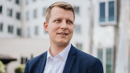 Fraktionschef Henning Höne 