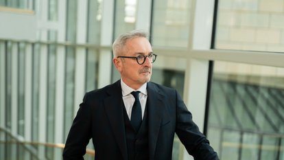 Dr. Werner Pfeil