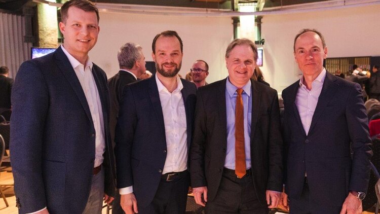 F.v.l.n.r.: Henning Höne, Marcel Hafke, Ralf Witzel, Christoph Keese
