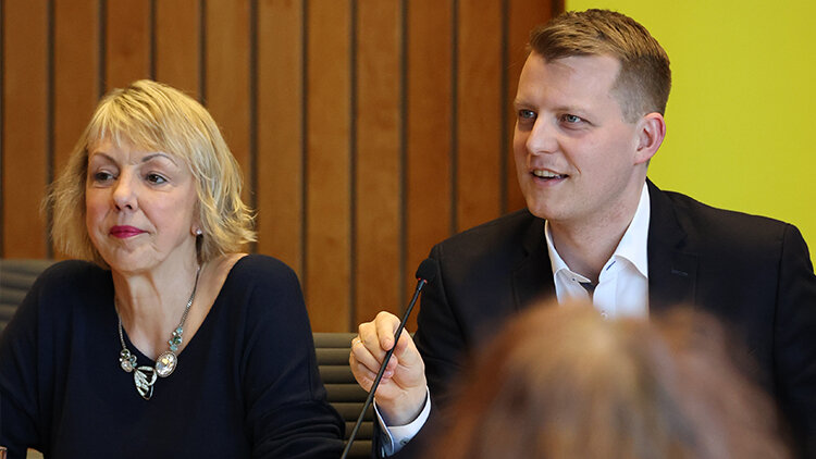 Dialog im Landtag