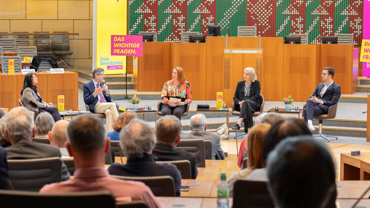 Impressionen vom 2. Liberalen Seniorentag der FDP-Landtagsfraktion NRW