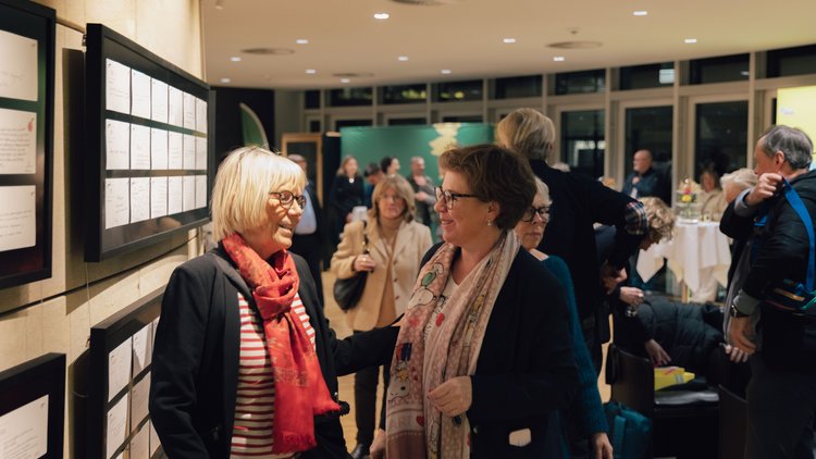 Vernissage im Landtag: „Die Kraft der Worte"