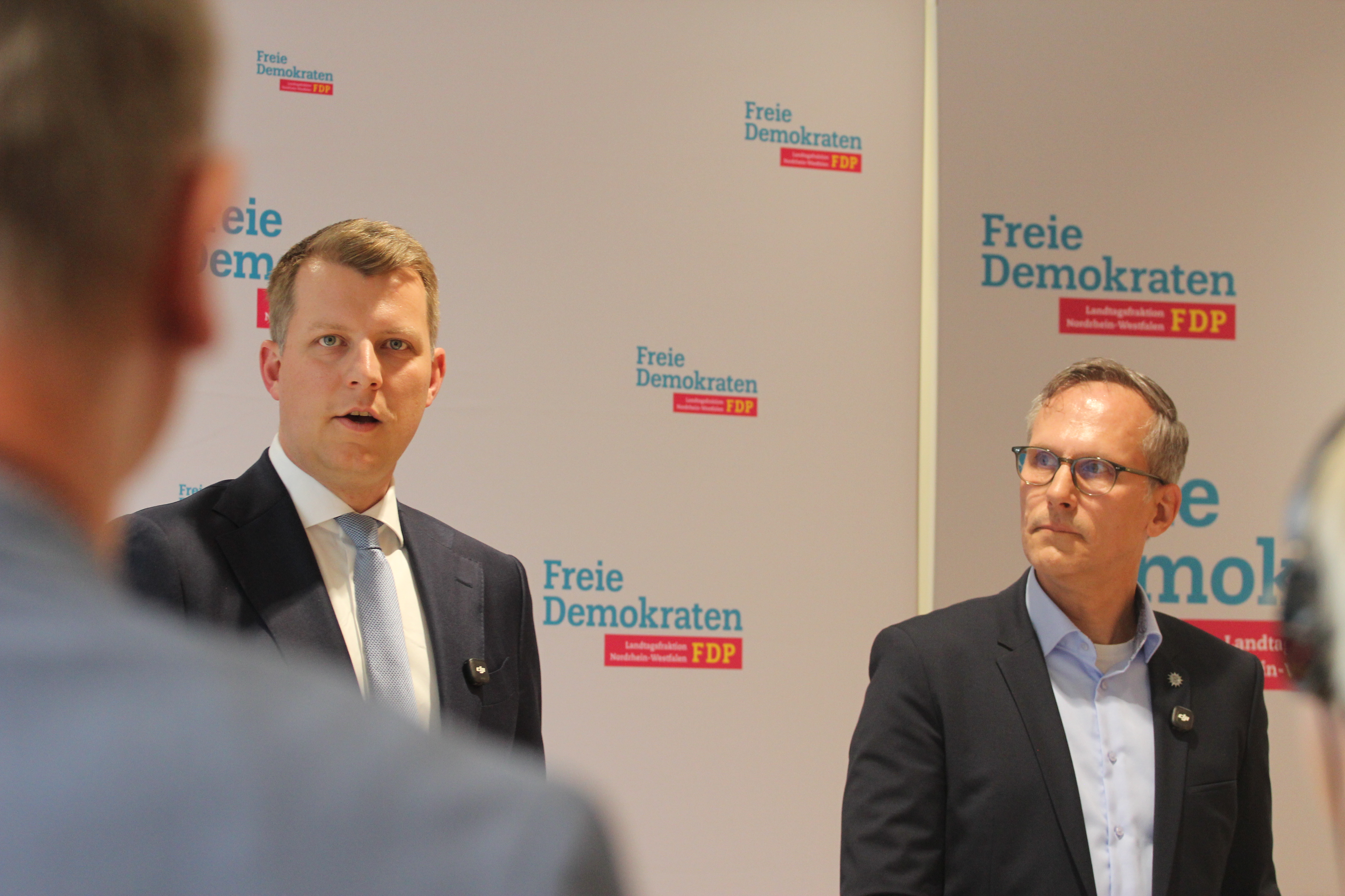 Pressestatement von FDP-Fraktionschef Henning Höne und GdP-NRW-Chef Patrick Schlüter