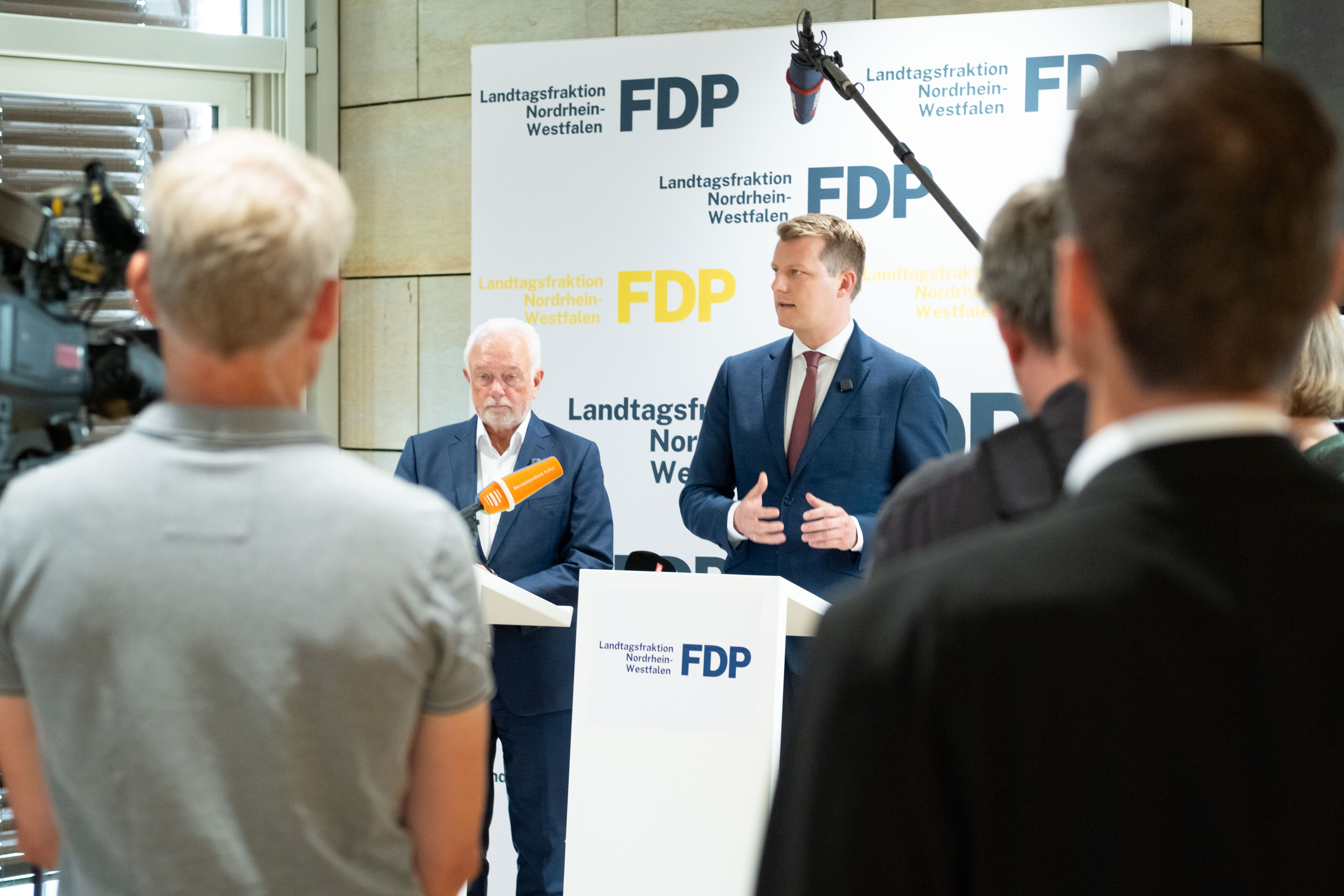 Pressestatement mit Wolfgang Kubicki und Henning Höne