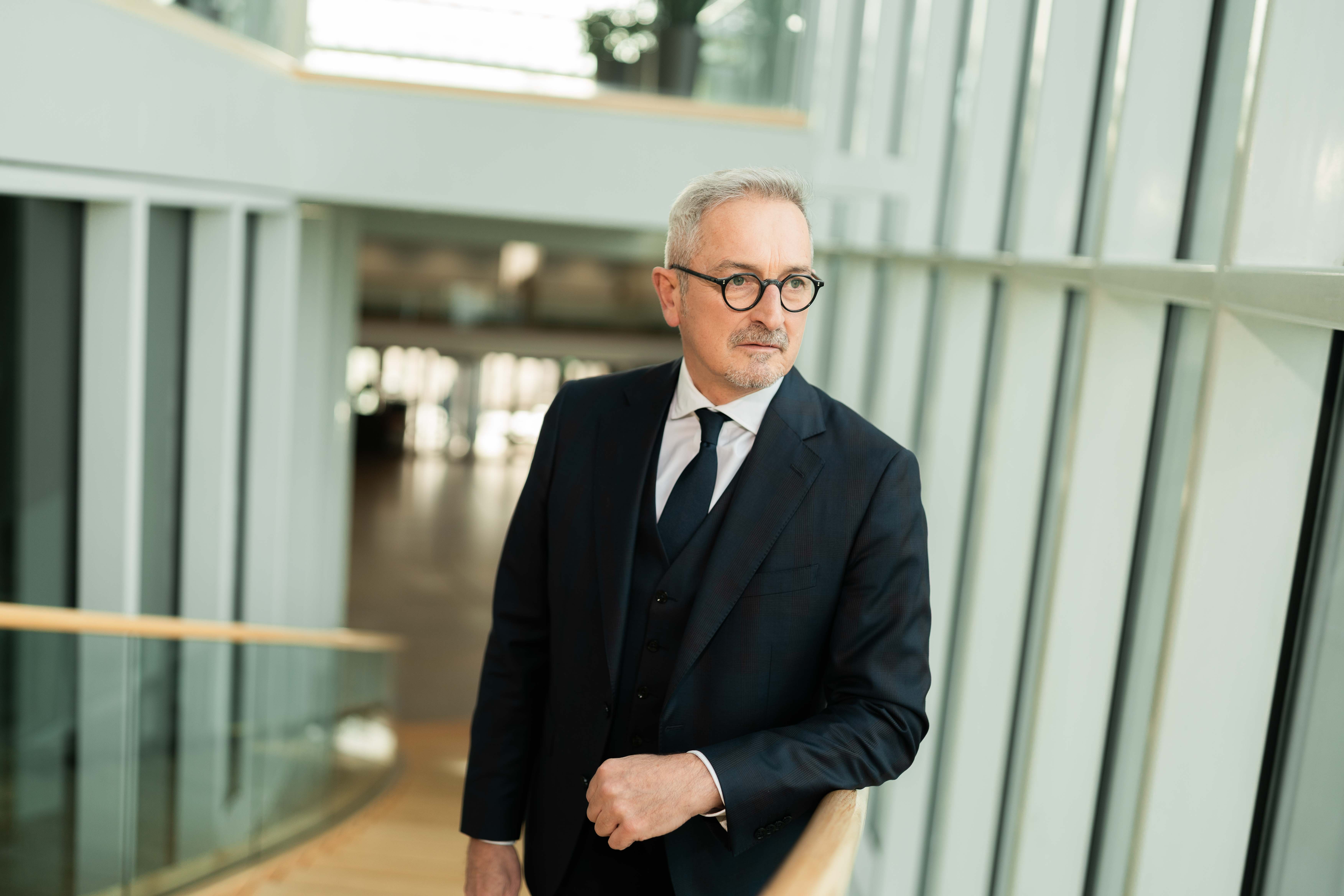 Dr. Werner Pfeil