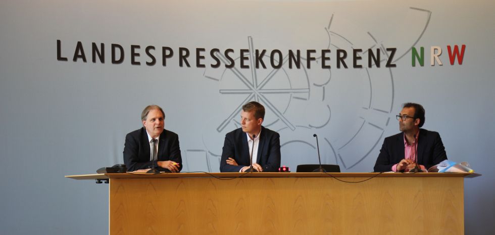 F. v. l. n. r.: Ralf Witzel, Henning Höne