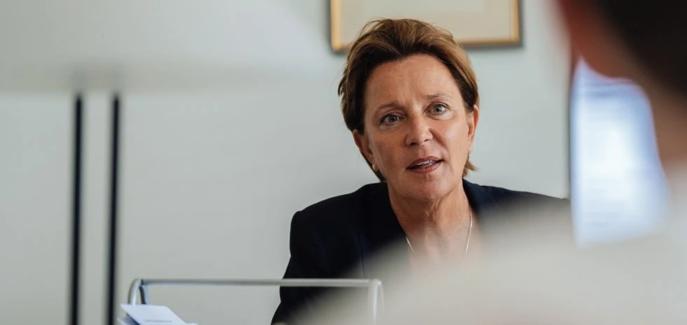 Yvonne Gebauer