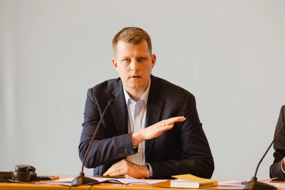 Henning Höne