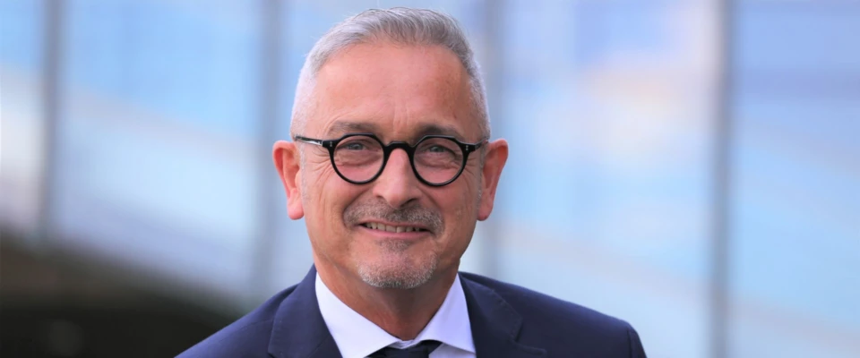 Dr. Werner Pfeil