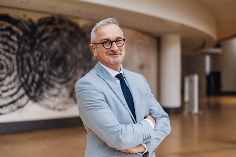 Dr. Werner Pfeil