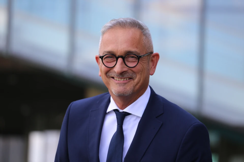 Dr. Werner Pfeil
