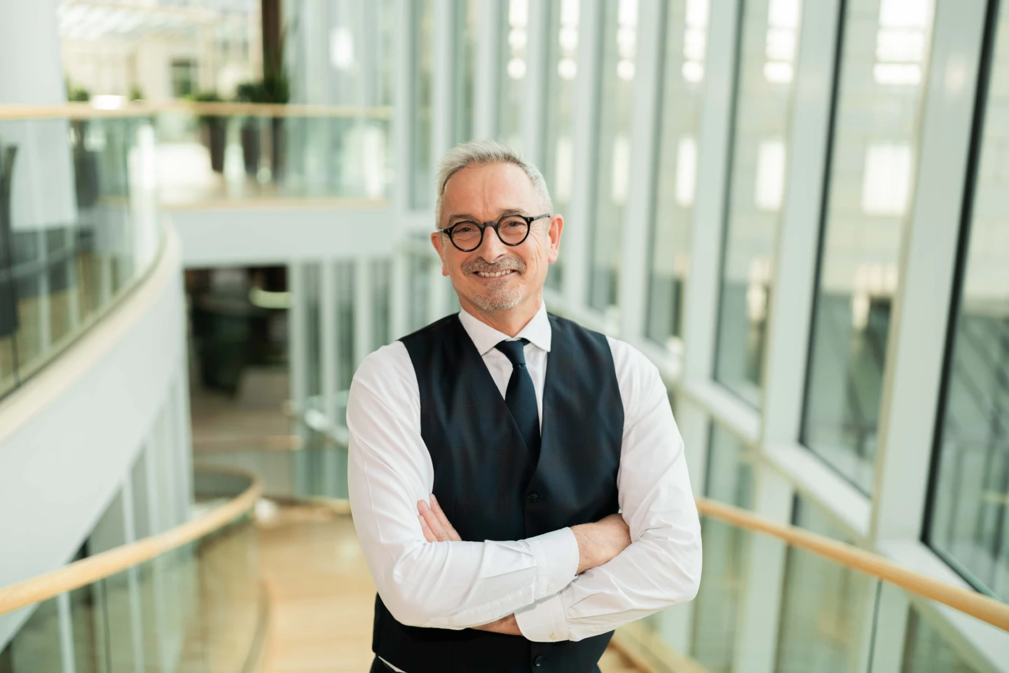 Dr. Werner Pfeil
