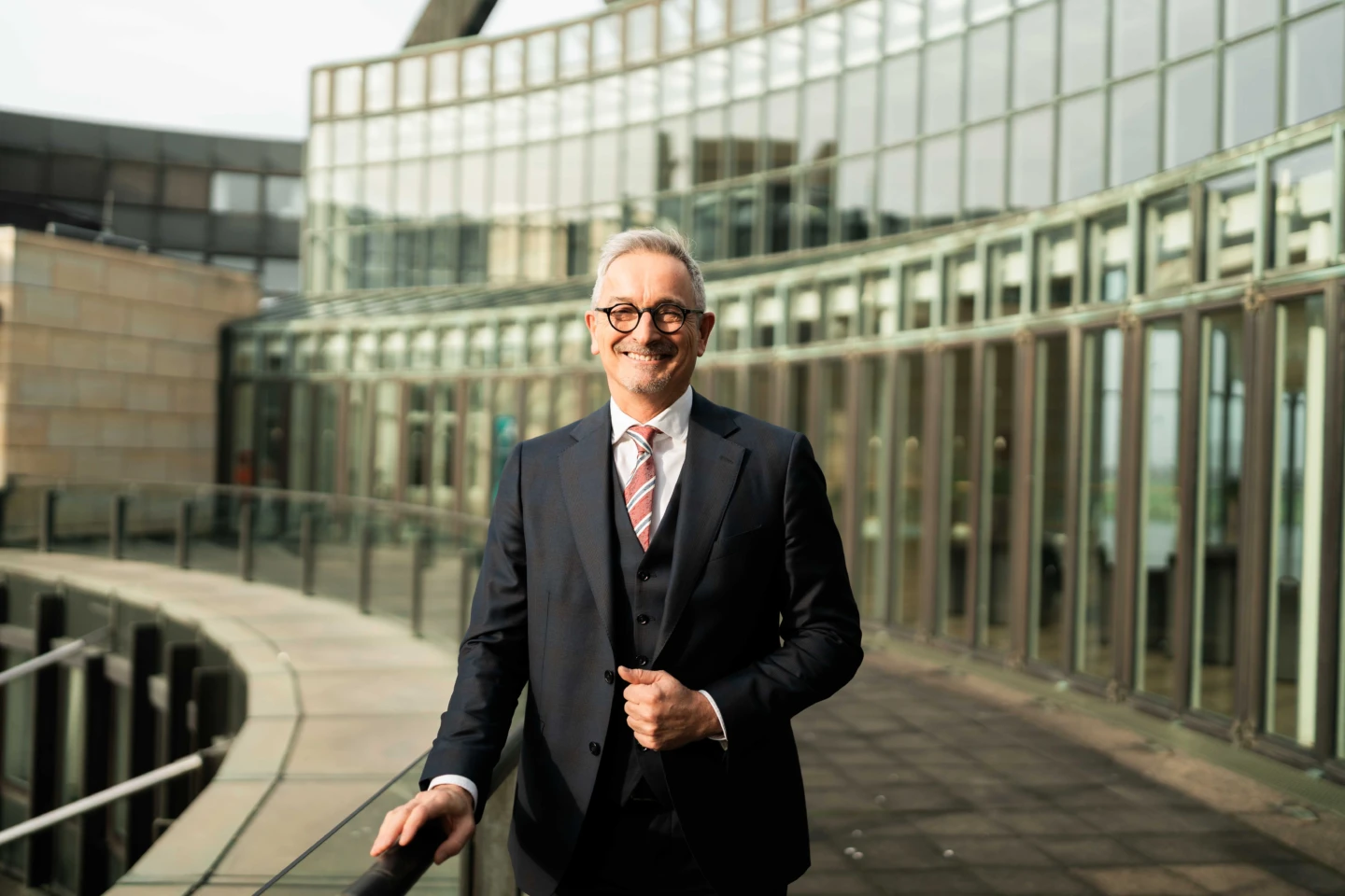 Dr. Werner Pfeil